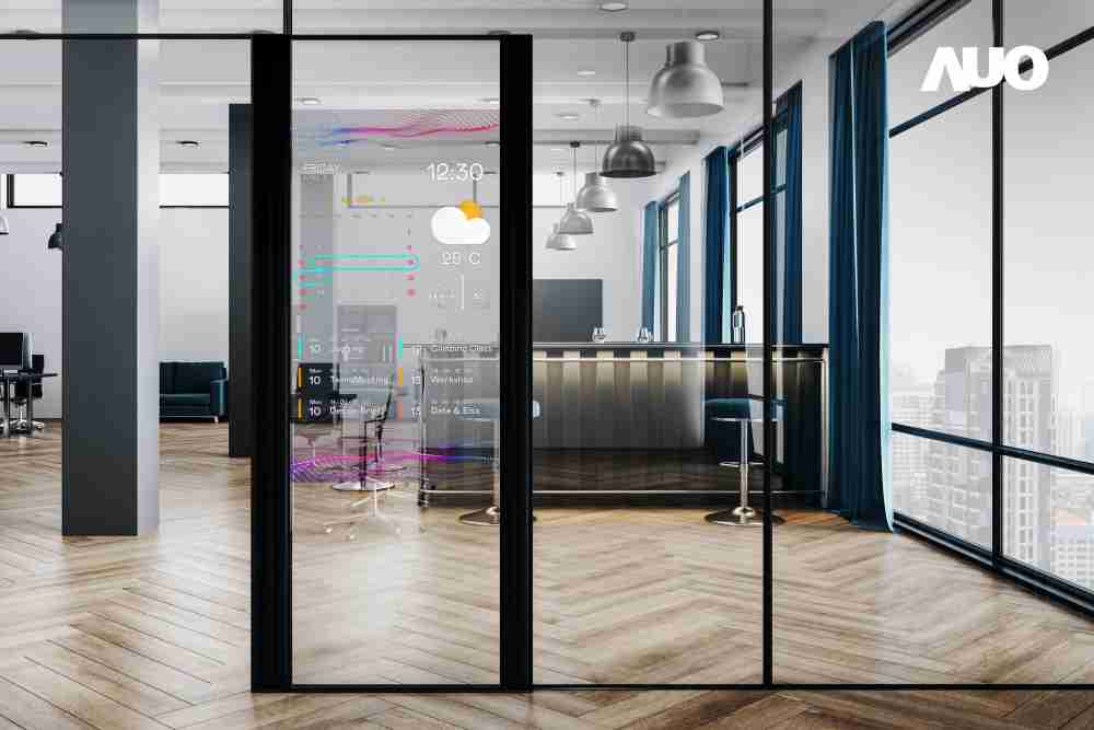 60吋Micro LED透明窗屏显示器，，可依需求调整并延伸应用于不同场域，，包括汽车侧窗或家庭玄关、、、、智慧橱窗、、、商业展示等面向，，提供丰富的信息娱乐内容